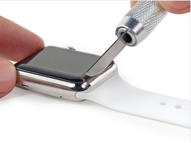 Thay pin Apple Watch chính hãng ở đâu?