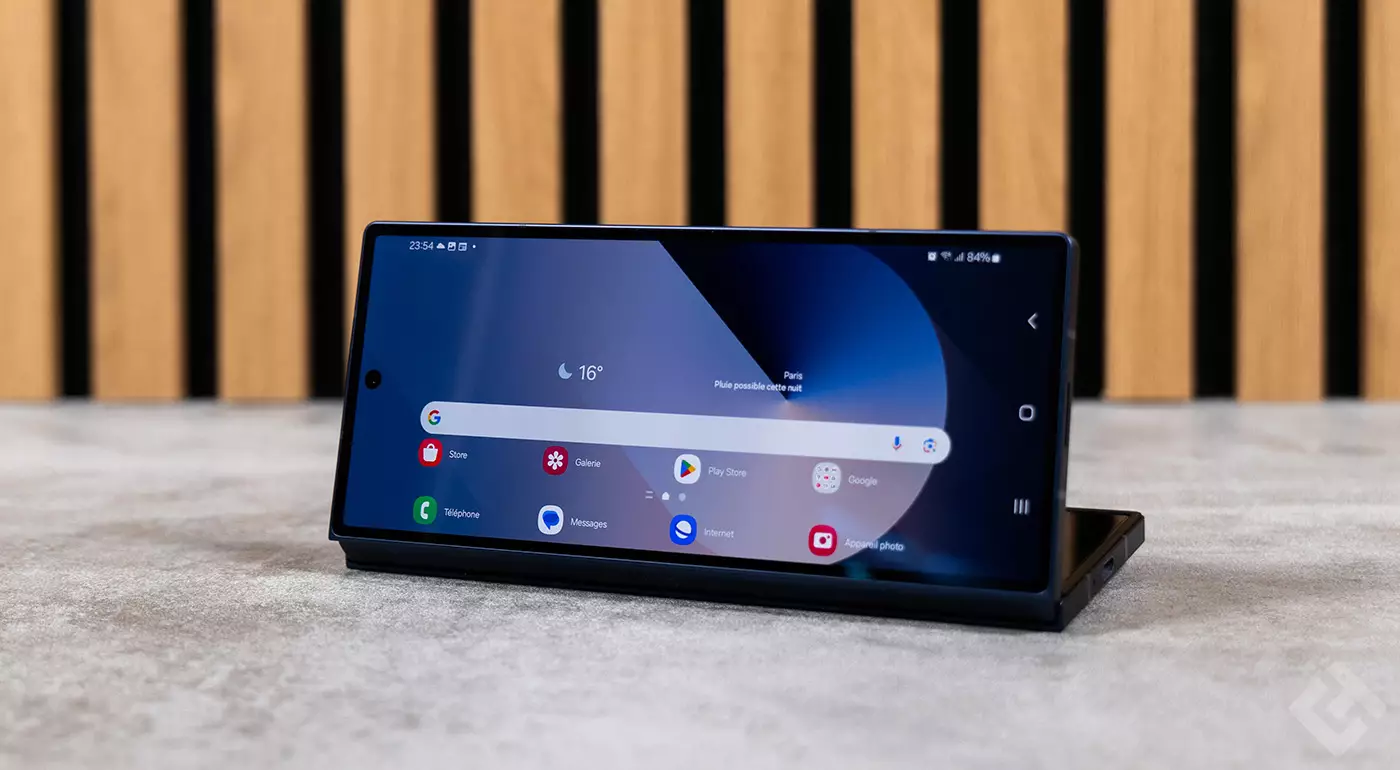 Những lưu ý quan trọng trước khi sửa điện thoại Samsung